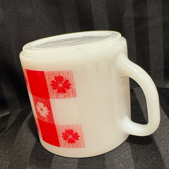 Vintage Federal Milk Glass Mugs in Red and White Gingham with Small Flowers - Picture 8 of 16